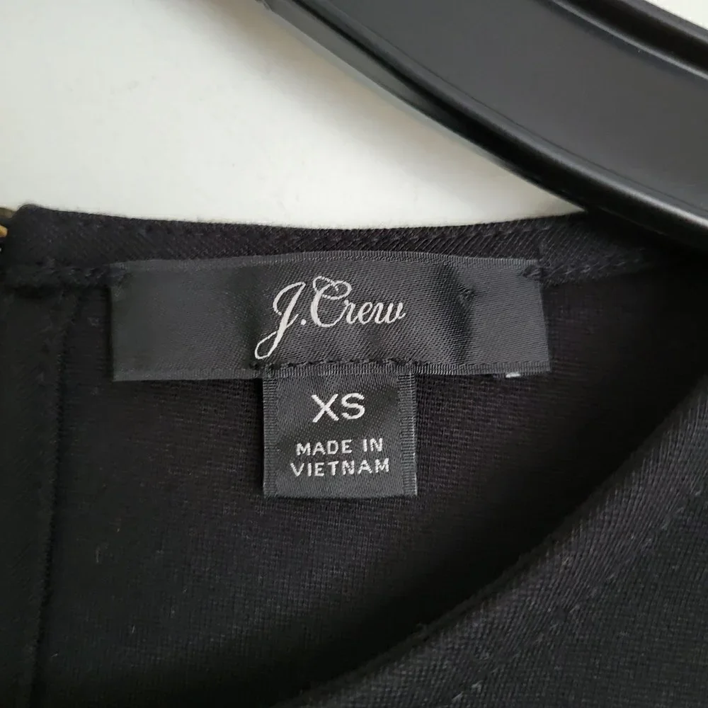 J. Crew Puff Sleeve Pointe Top Blouse Keyhole Back Black Style AE781 Size XS